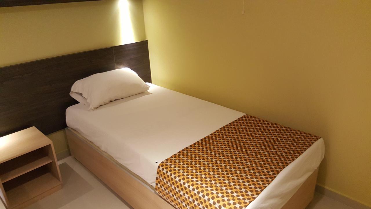 Hotel 56 Avenue Plaza 巴兰基亚 外观 照片