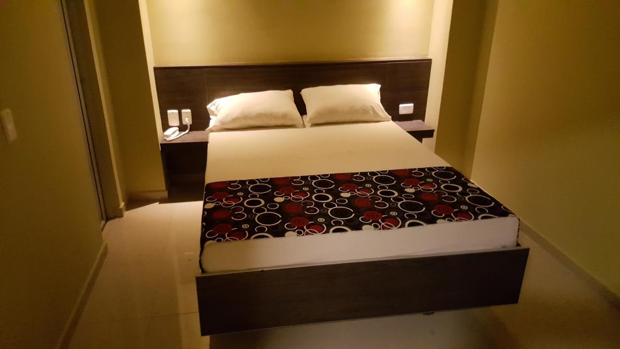 Hotel 56 Avenue Plaza 巴兰基亚 外观 照片