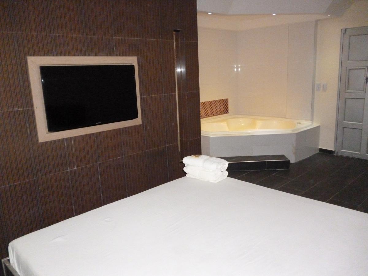 Hotel 56 Avenue Plaza 巴兰基亚 外观 照片